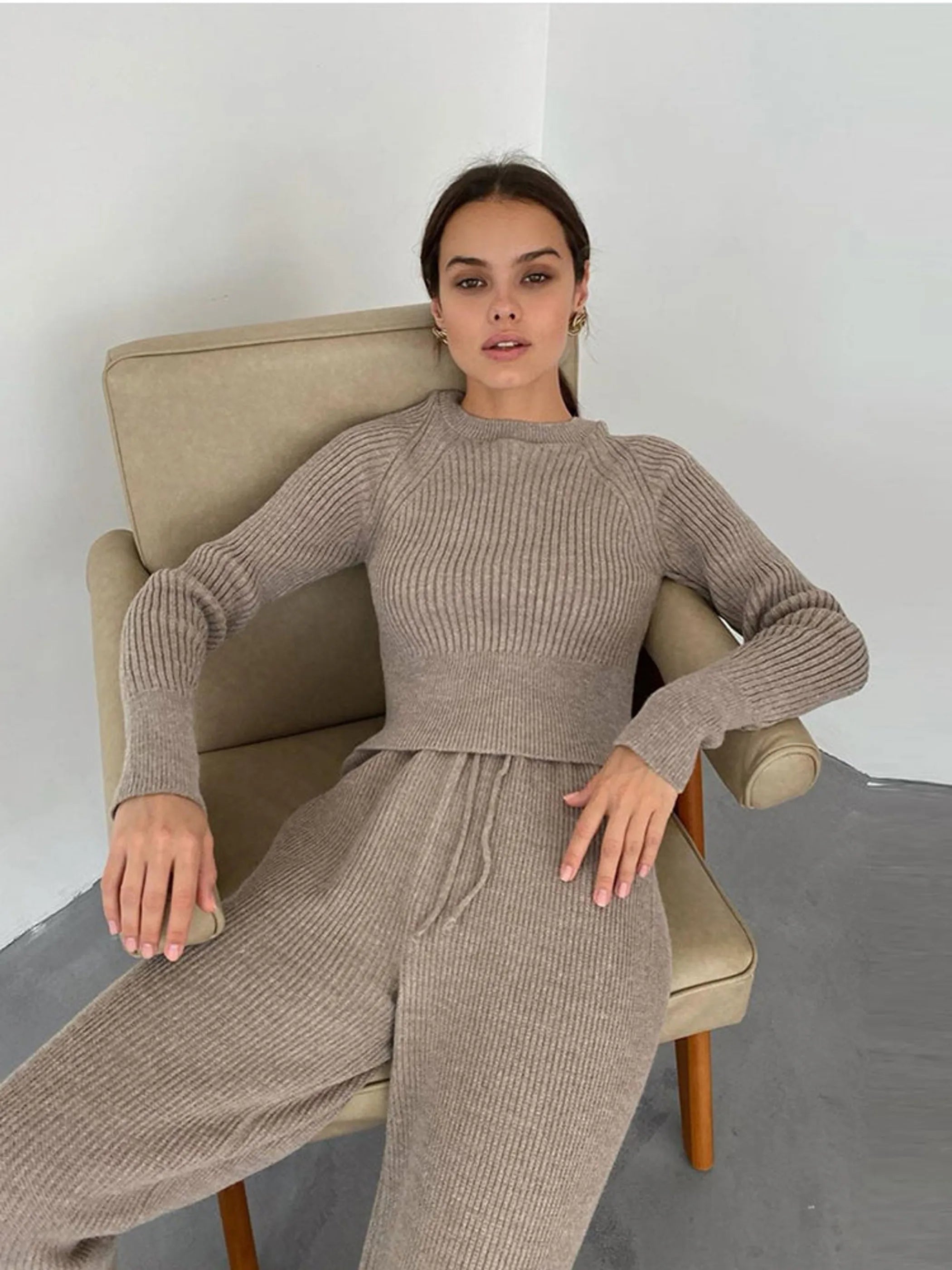 Knitted Round Neck Sleeve And Wide Leg Pants Set