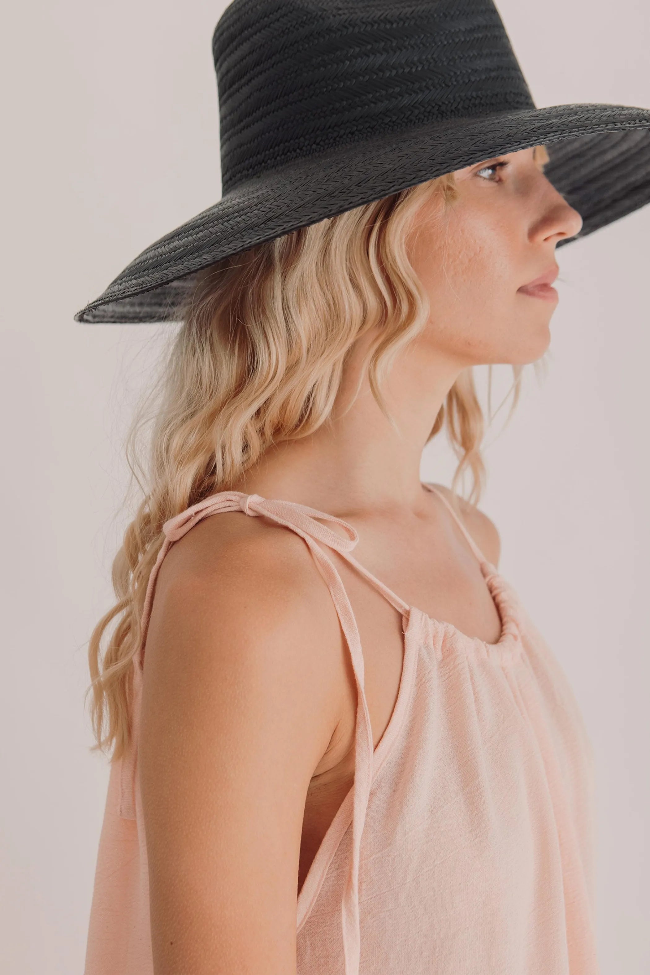 Sile Halter Dress